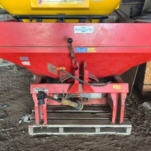 Kuhn double disc fertilizer spreader