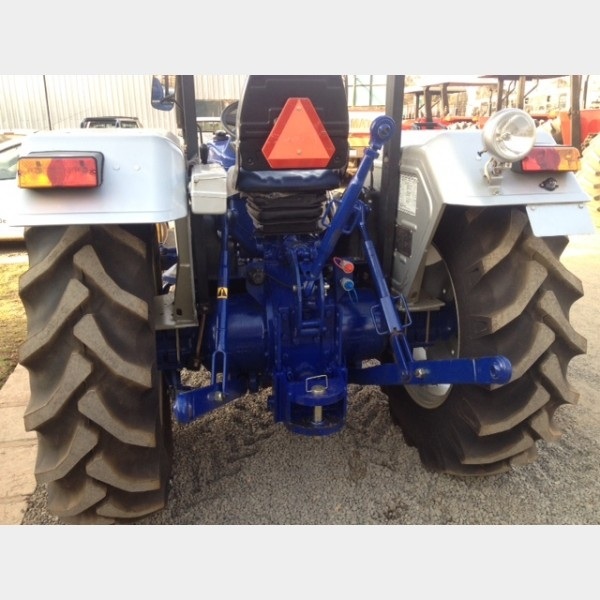 Blue Farmtrac 6060 4x4 - Image 4